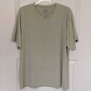 Prana Heathered Green V Neck Tee XXL